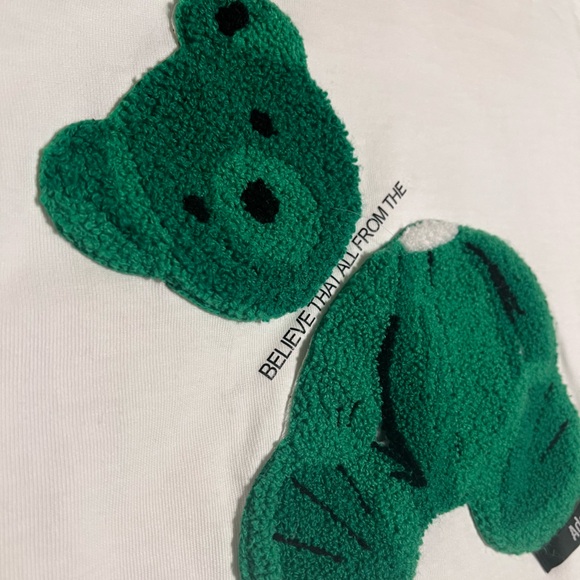 Unique One-Of-A-Kind Men’s T-Shirt with 3D Fuzzy Green Teddy Bear Design Size L - Picture 2 of 7